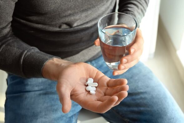 Taking drugs for bacterial prostatitis